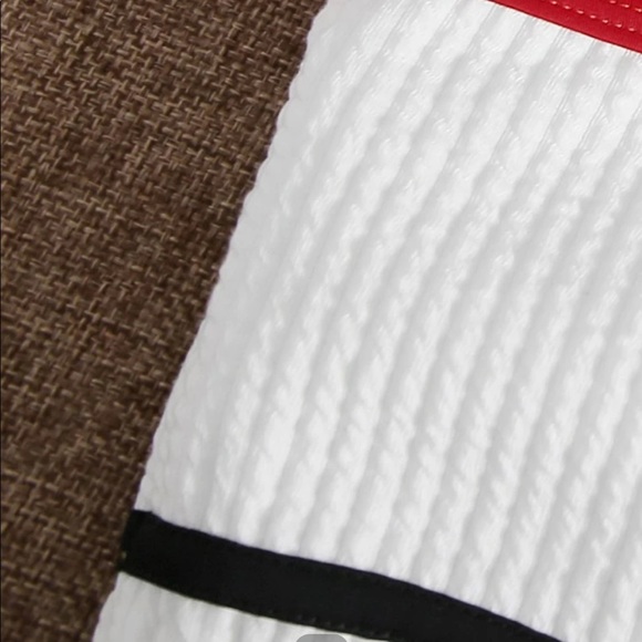 Bikini - Picture 5 of 6